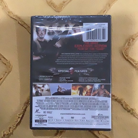 Expendable DVD - Picture 2 of 2